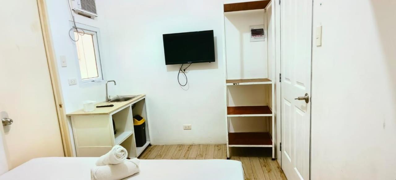 Pasay Centrale Hotel Buitenkant foto